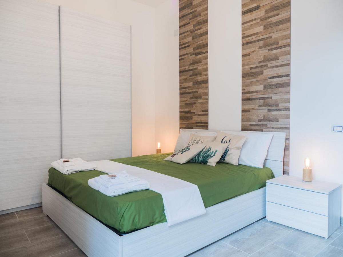 Chiaia Premium Flat, Naples Center, Near Seaside Lägenhet Exteriör bild