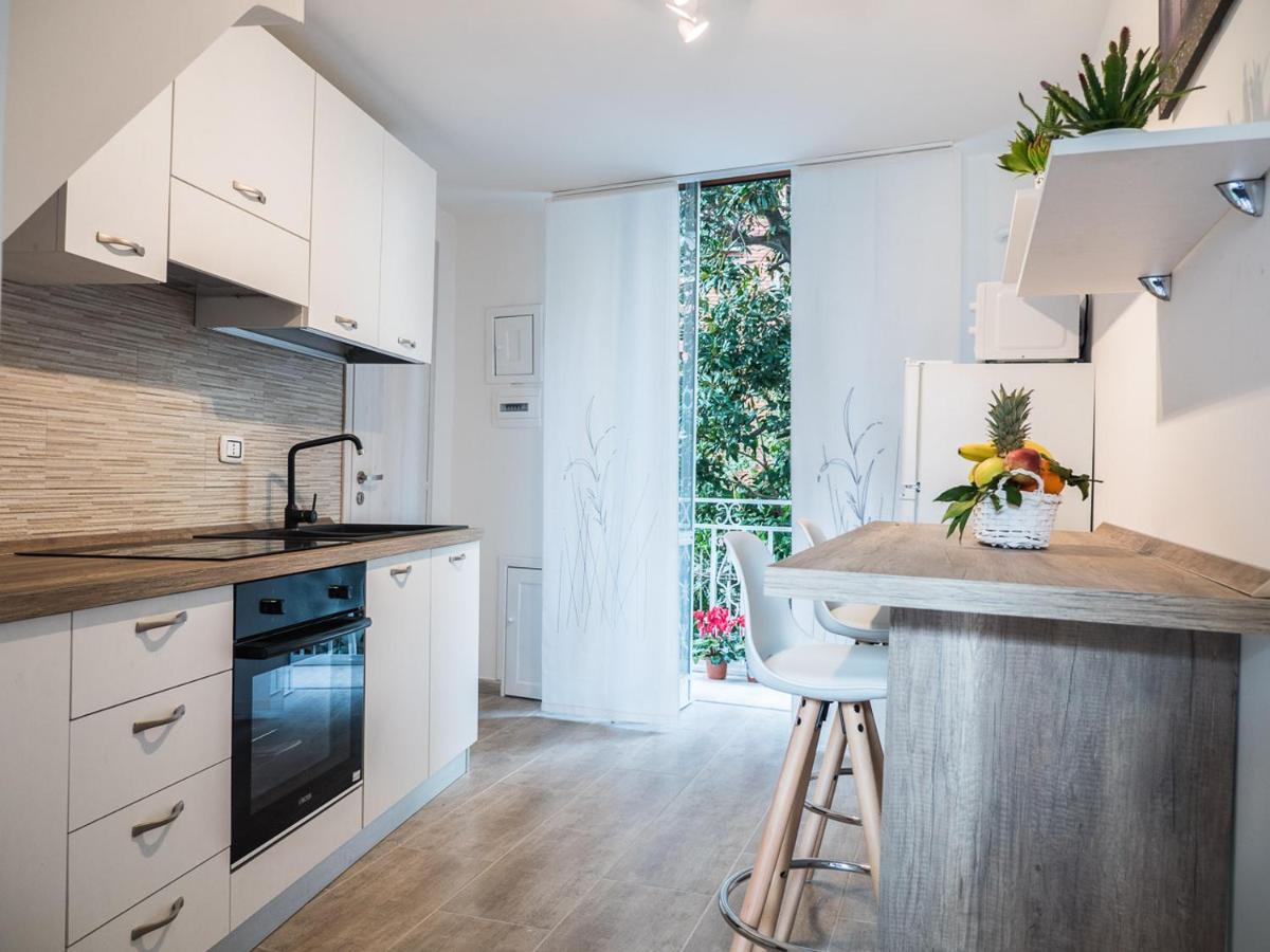 Chiaia Premium Flat, Naples Center, Near Seaside Lägenhet Exteriör bild