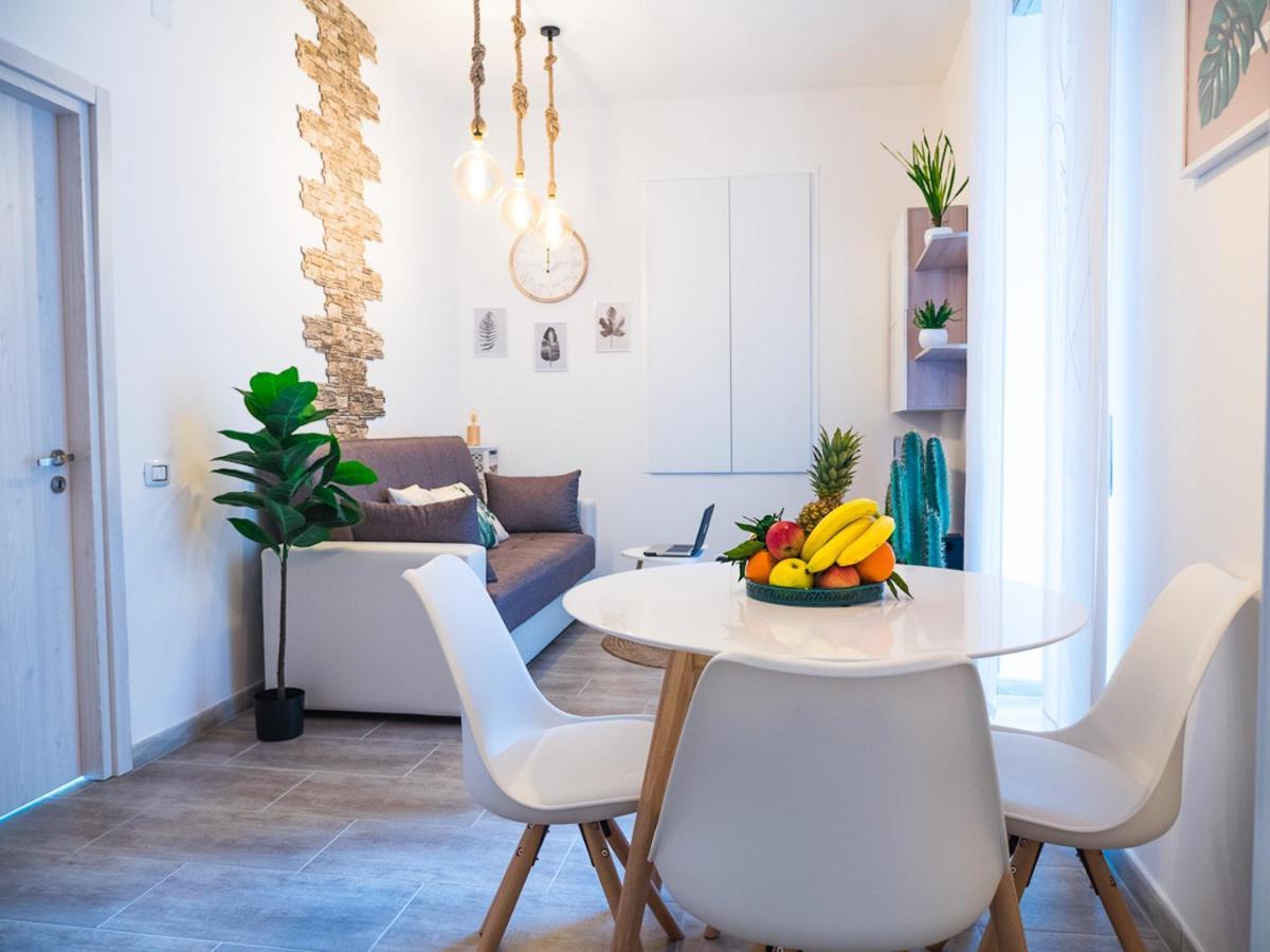 Chiaia Premium Flat, Naples Center, Near Seaside Lägenhet Exteriör bild